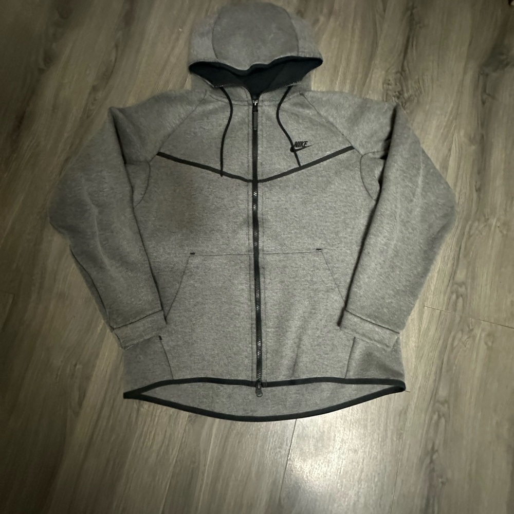 Nike Men's Gray Tech Jacket
